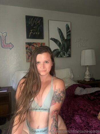 SadieSpad / littlesadiespade nude photo #23