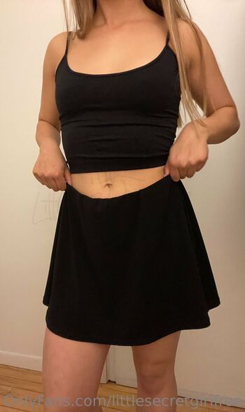 littlesecretgir / littlesecretgirlfree nude photo #23