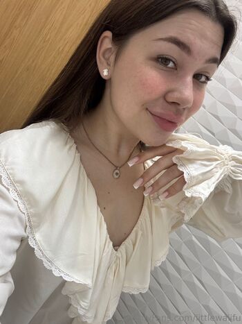 Little Waif / littlewaiifu / maleenafit / mycuteluci nude photo #7