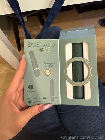 Liv Vixe / liv.vixen nude photo #15