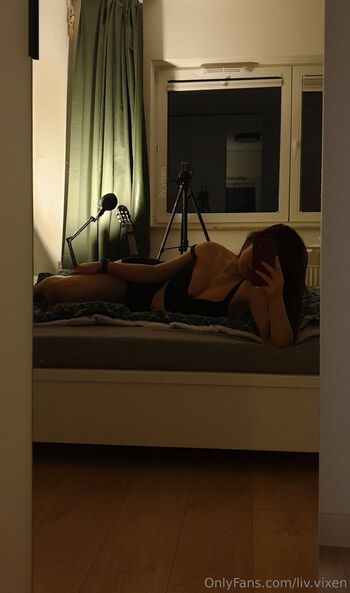 Liv Vixe / liv.vixen nude photo #27