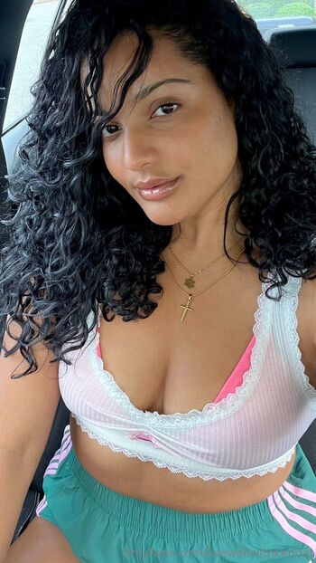 Kenda / livewellwithkendal nude photo #3