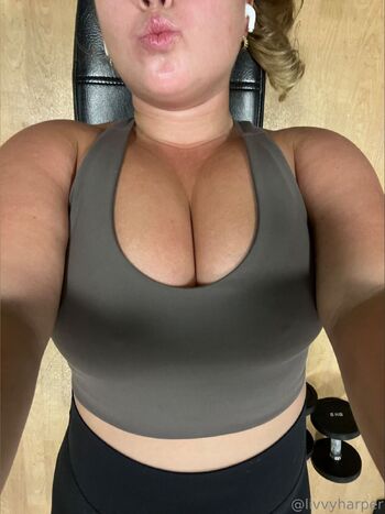 Livvy Harpe / livvyharper nude photo #24