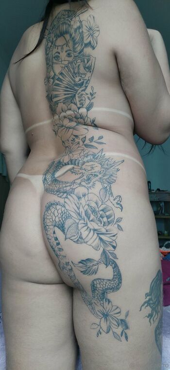 Livya Castr / livyacastro nude photo #8