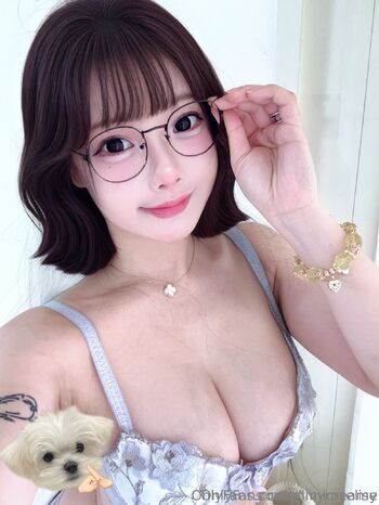 Livy Roselis / livyroselise nude photo #38