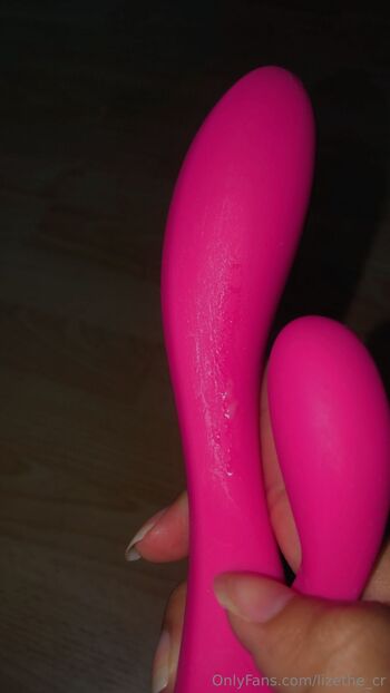 Lizethe_c / lizethe_cr nude photo #36