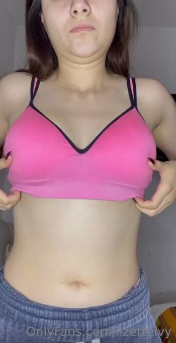 Lizett / lizetteivy nude photo #15