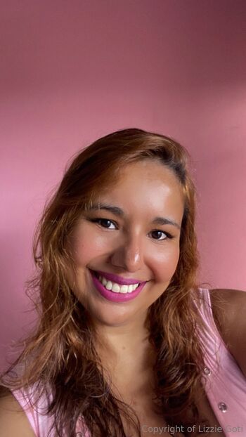 L i z z i e / lizgoti nude photo #25