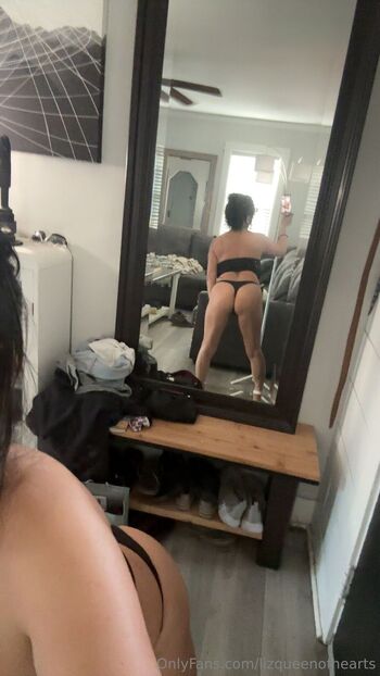 Liz / lizluvlongtime nude photo #14