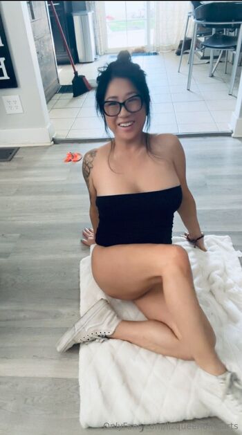 Liz / lizluvlongtime nude photo #16