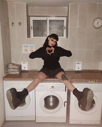 Lizzy Embers fre / lizzyembers_free nude photo #39