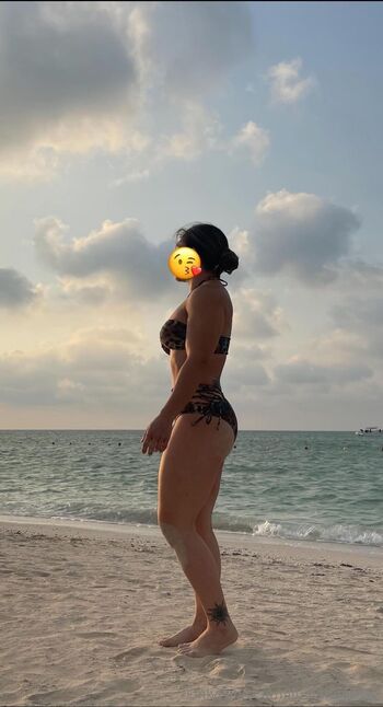 La pequeña tentació / lluvianegrete / lluvia_cmll / lluvia89230502 nude photo #10