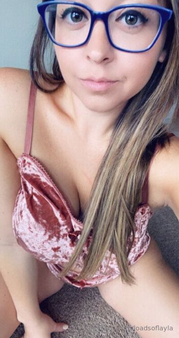 YOUR GIRLFRIEND LAYL / loadsoflayla nude photo #13