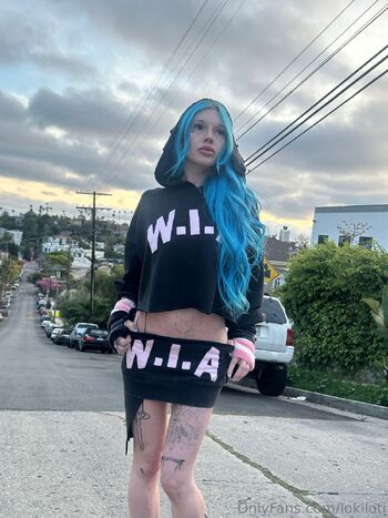 Loki ur emo gf / lokiloti nude photo #8