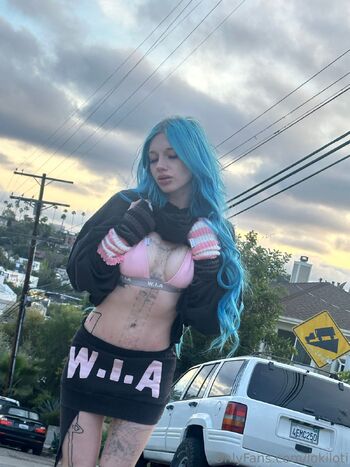 Loki ur emo gf / lokiloti nude photo #9