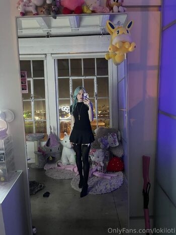 Loki ur emo gf / lokiloti nude photo #19