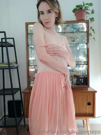 LOLA YOUR 34DD GF / lolaforfree nude photo #37