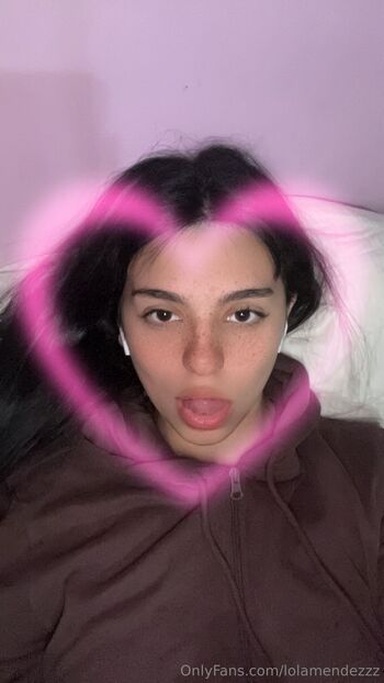 Lola mende / lolamendezzz nude photo #7