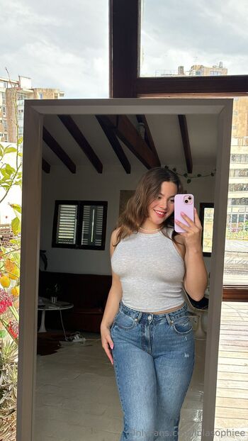 Lola Sophie (free / lolasophiee nude photo #15