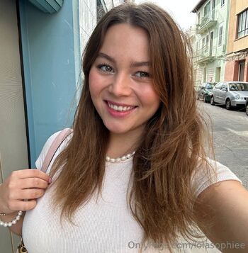 Lola Sophie (free / lolasophiee nude photo #28