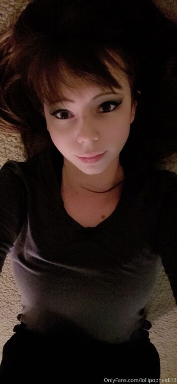 Heid / lollipopheidi13 nude photo #2