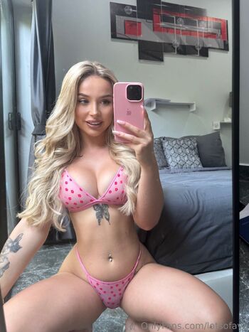 ava / lotsofava nude photo #6