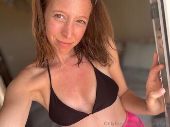 Lotti / lottieonlyfans nude photo #32