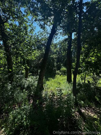 iloveyoubaby2 / loveablejae nude photo #3