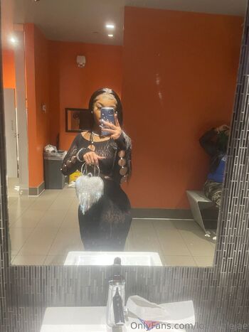 iloveyoubaby2 / loveablejae nude photo #11