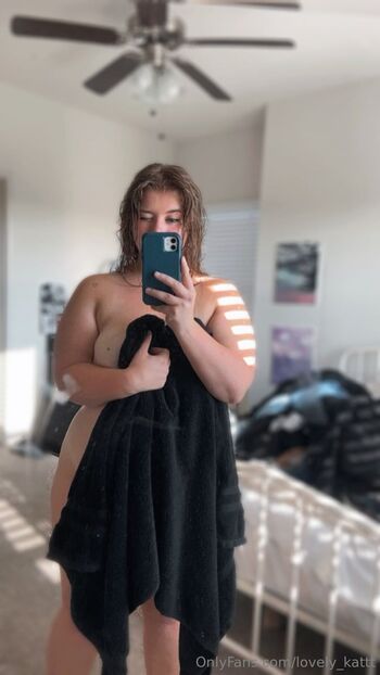 Katt / lovely_kattt nude photo #27