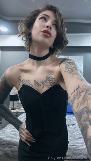 Ur Submissive Dream Girl / lovelychris nude photo #8