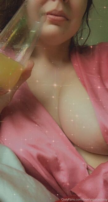 Daisy Vers / lovelyspacedaisy nude photo #28