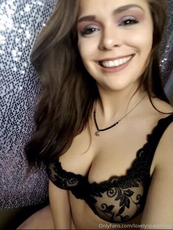 Daisy Vers / lovelyspacedaisy nude photo #32