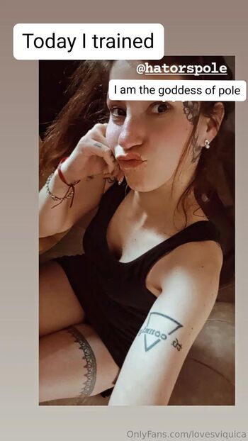 Viqui / lovesviquica nude photo #7