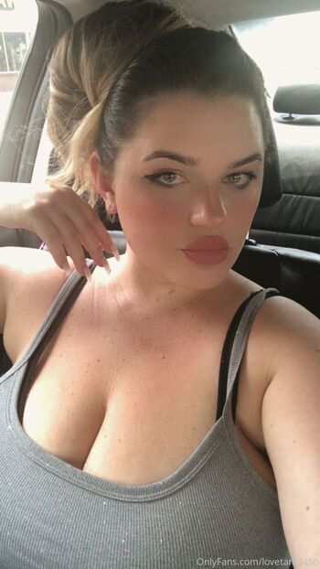 Tara Natural Huge boobs free pag / lovetara3456 nude photo #14