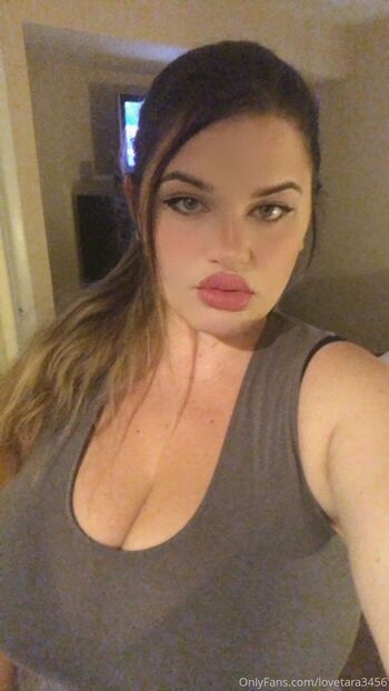 Tara Natural Huge boobs free pag / lovetara3456 nude photo #16