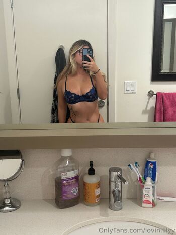 OnlyFans / lovin.lilyy nude photo #13