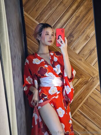 IRIS / lrlsadamsone nude photo #11
