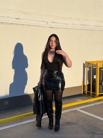 Luann / luannamoraess nude photo #2