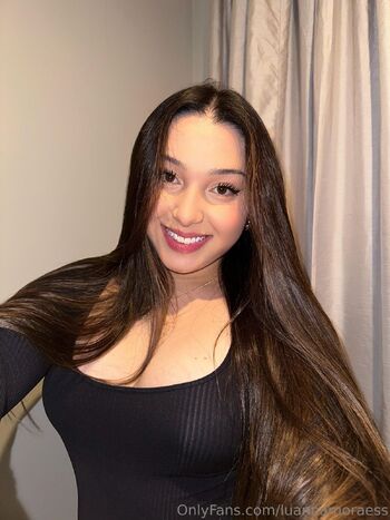 Luann / luannamoraess nude photo #29