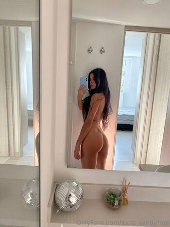 Sandy / lucia_sandyfree nude photo #9