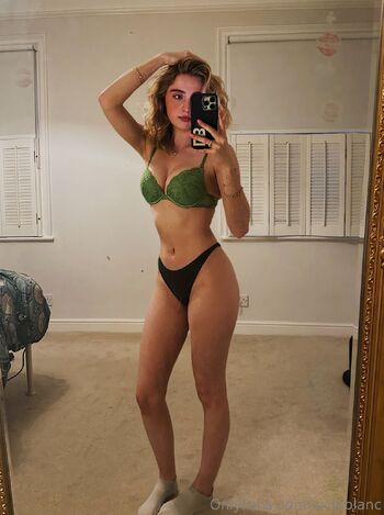 Lucie / lucieblanc nude photo #11