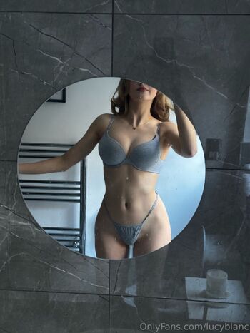 Lucie / lucieblanc nude photo #27