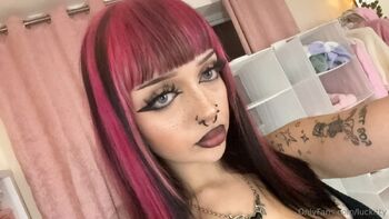 Lucy (50 152cm / luckitty nude photo #3