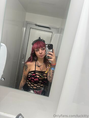 Lucy (50 152cm / luckitty nude photo #9