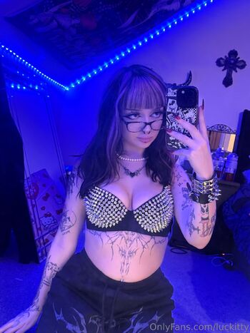 Lucy (50 152cm / luckitty nude photo #31