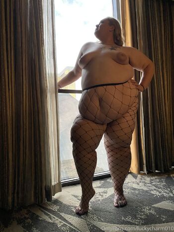 LuckyCharm01 / luckycharm010 nude photo #14