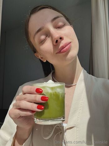 LUCY_TWINKLE / lucy_twinkle nude photo #1