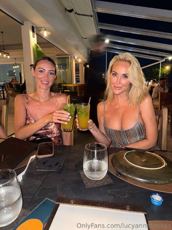 Lucy-Anne Brook / lucyannebrooks nude photo #9