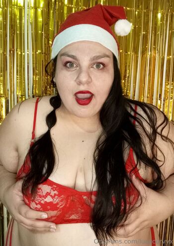 LUCY Big belly / lucycurvyx nude photo #13